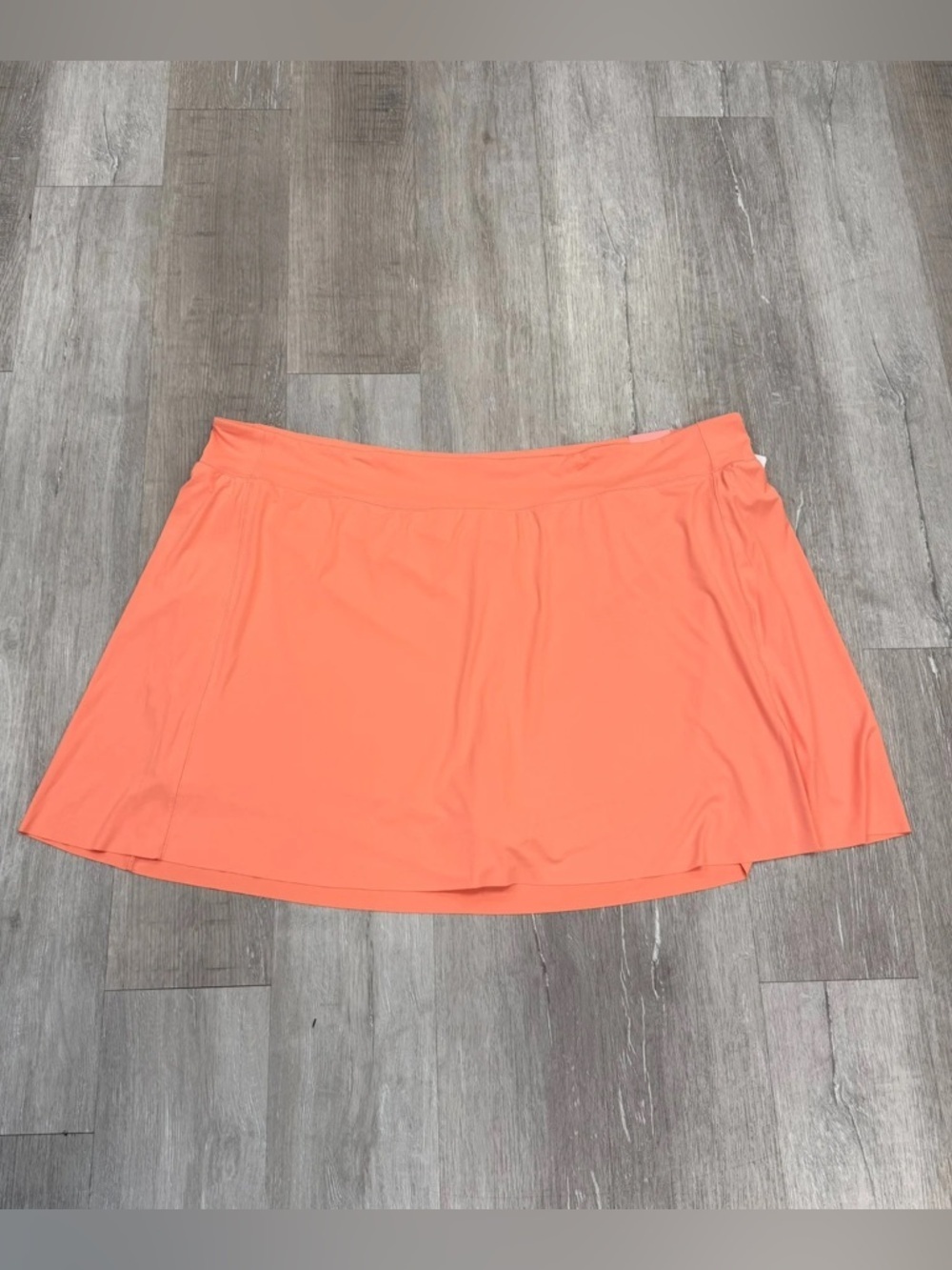 LIVI Active Peach Skort - New - Size 38/40